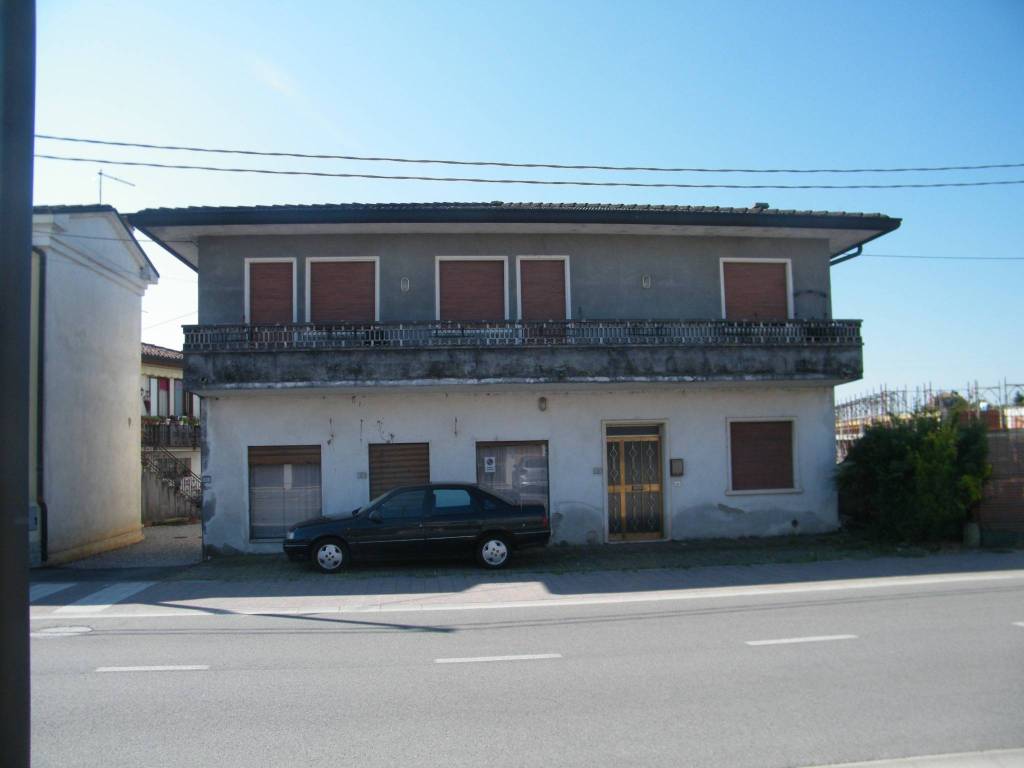 Appartamento a Camisano vicentino in Via Chiesa Rampazzo - Foto 3