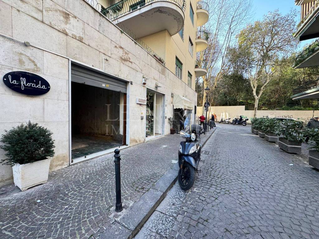 Immobile a Napoli in Via Giovanni Merliani - Foto 2