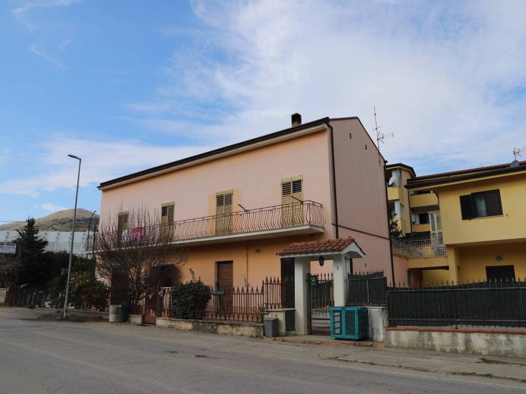 Villa a Valle di maddaloni in Via Sannitica - Foto 5