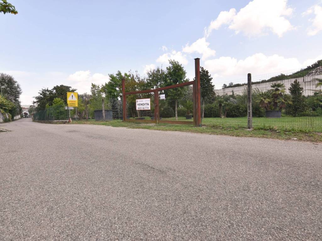 Terreno a Avellino in Contrada Tufarole, 68 - Foto 2