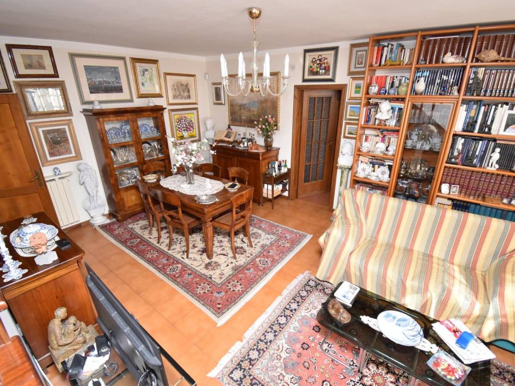 Casa indipendente a Pietrasanta in Via Giuseppe Mazzini - Foto 3