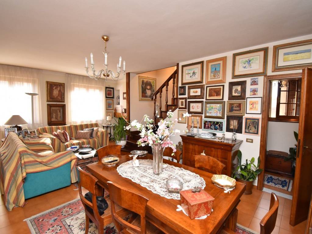 Casa indipendente a Pietrasanta in Via Giuseppe Mazzini - Foto 5