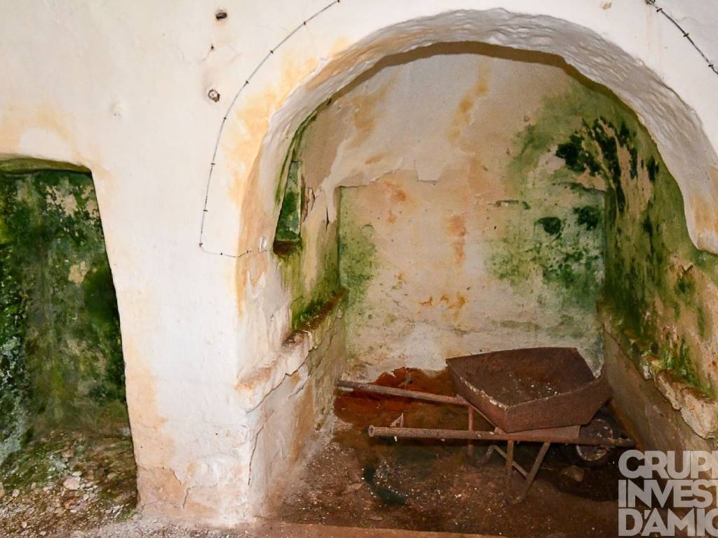 Casa indipendente a Ceglie messapica in Strada Provinciale ex SS 581 - Foto 5