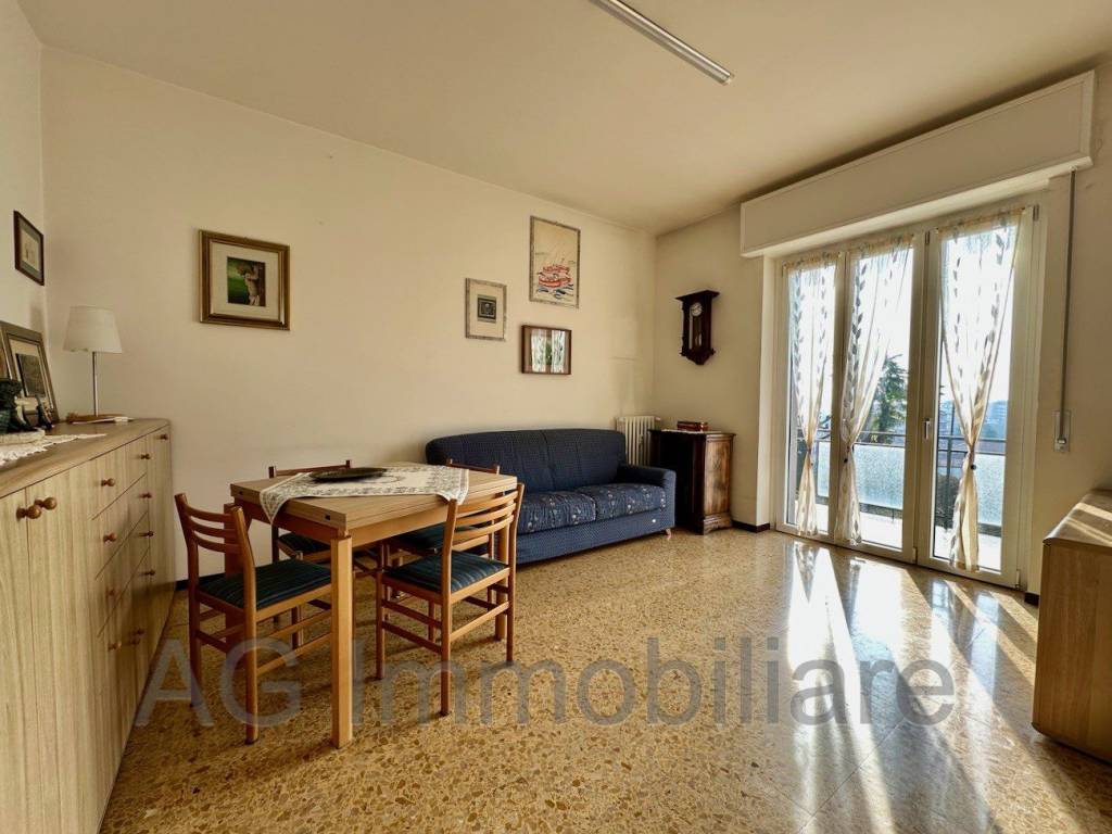 Appartamento a Verbania in Via Rosa Franzi, 20 - Foto 2