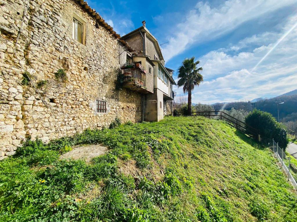 Casa indipendente a Poggio moiano in Via del Fosso - Foto 4