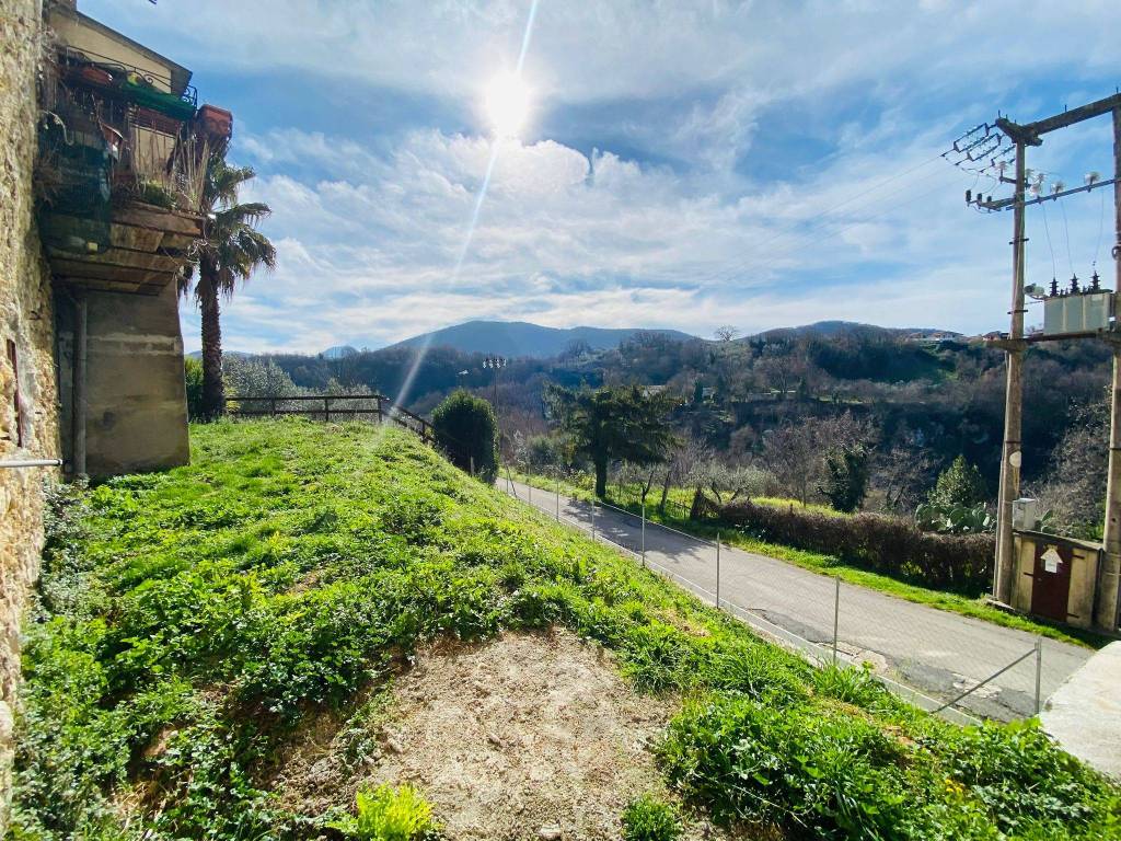 Casa indipendente a Poggio moiano in Via del Fosso - Foto 5