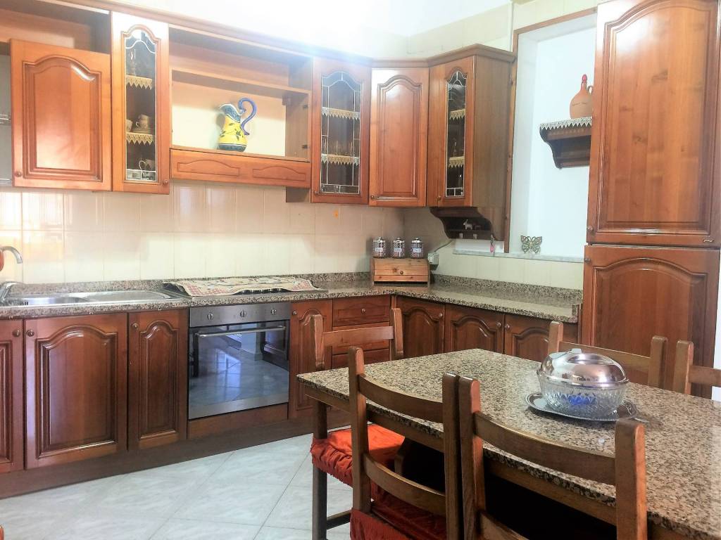 Appartamento a Catanzaro in Via Colombo Cristoforo, 46 - Foto 3