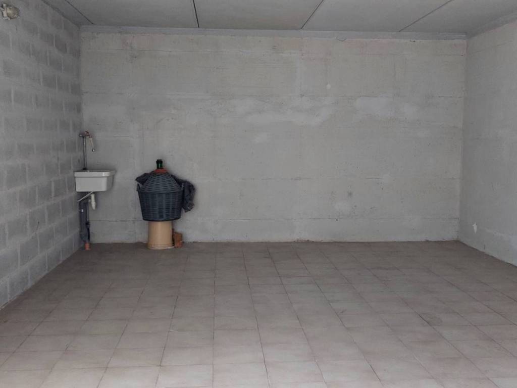 Box / garage a Ascoli piceno in via Marcello Federici - Foto 4