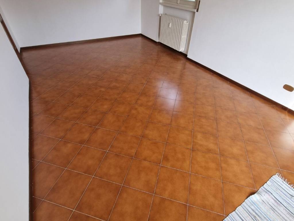 Appartamento a Lonato del garda in Via Luigi Einaudi - Foto 3