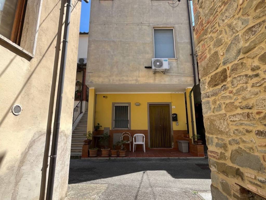 Casa indipendente a Cortona in Via Giuseppe Garibaldi - Foto 4