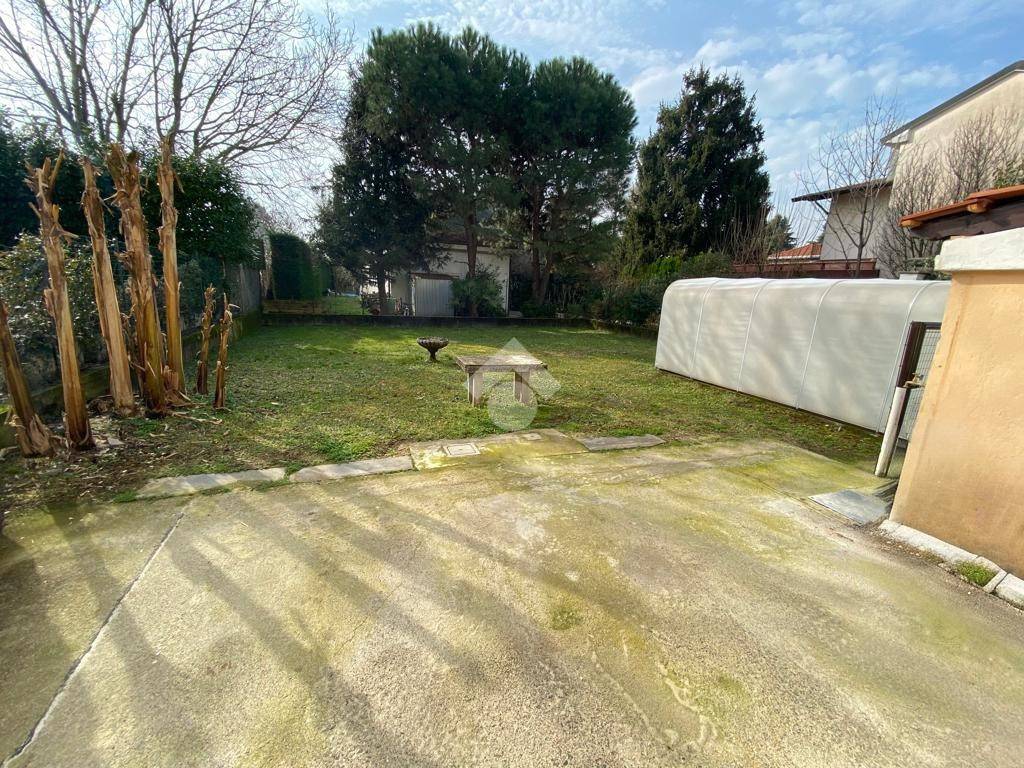 Rustico / casale a Samarate in Via roma, 81 - Foto 2