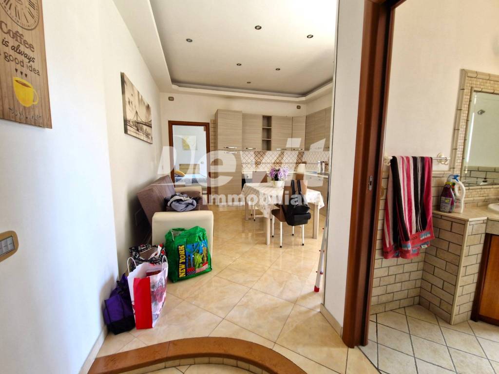 Appartamento a Napoli in Corso Bruno Buozzi - Foto 3
