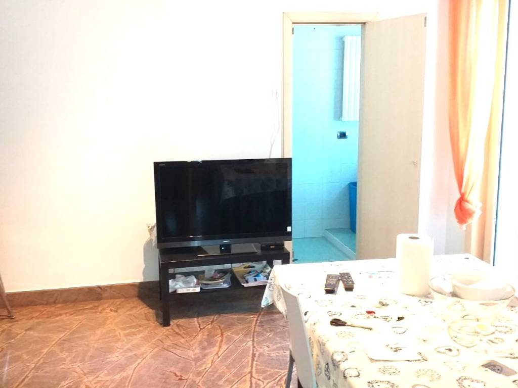 Appartamento a Bari in Via Caldarola - Foto 4