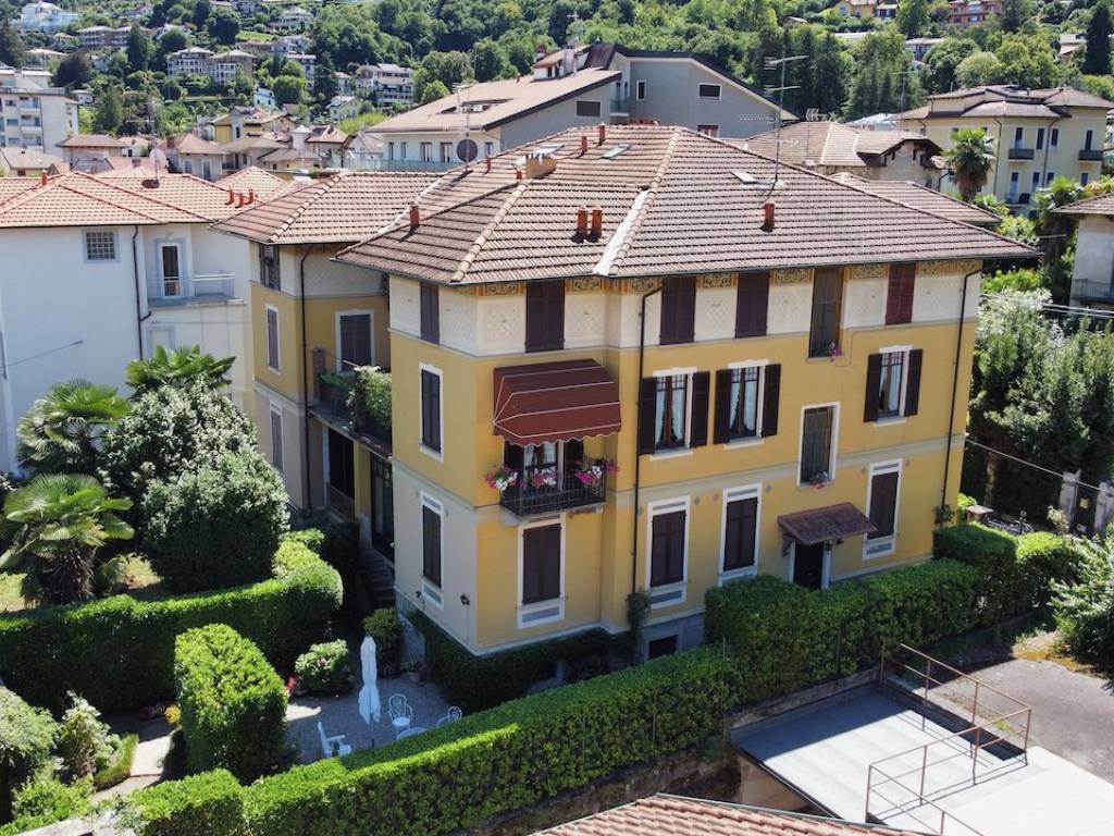 Appartamento a Stresa in Via Massimo d'Azeglio, 9 - Foto 2