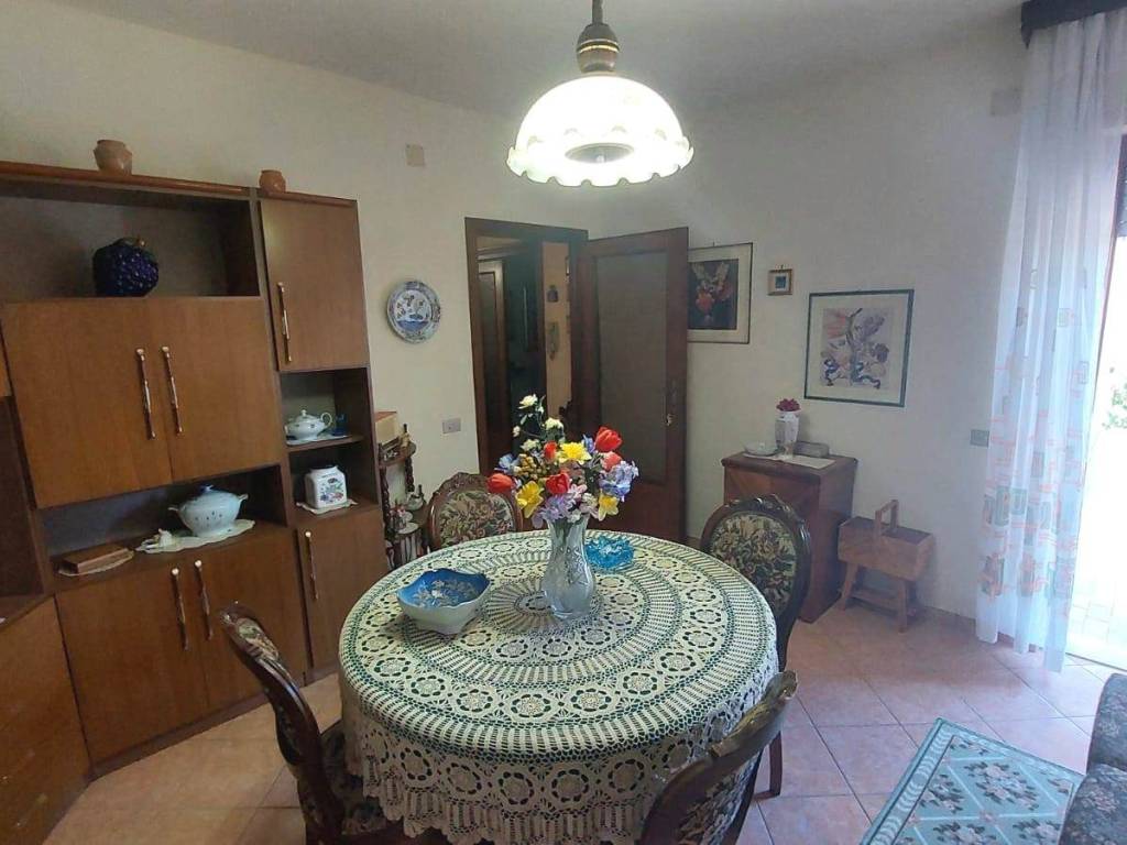 Casa indipendente a Trevi in Via Nuova - Foto 5