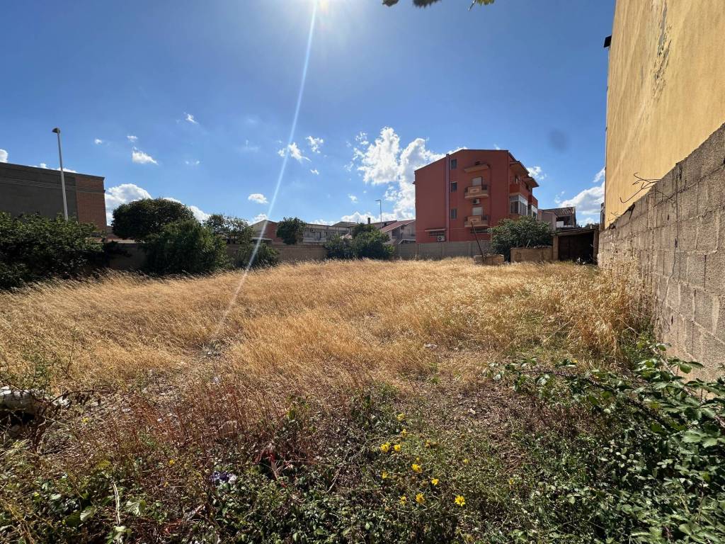 Terreno a Assemini in Via Po - Foto 4