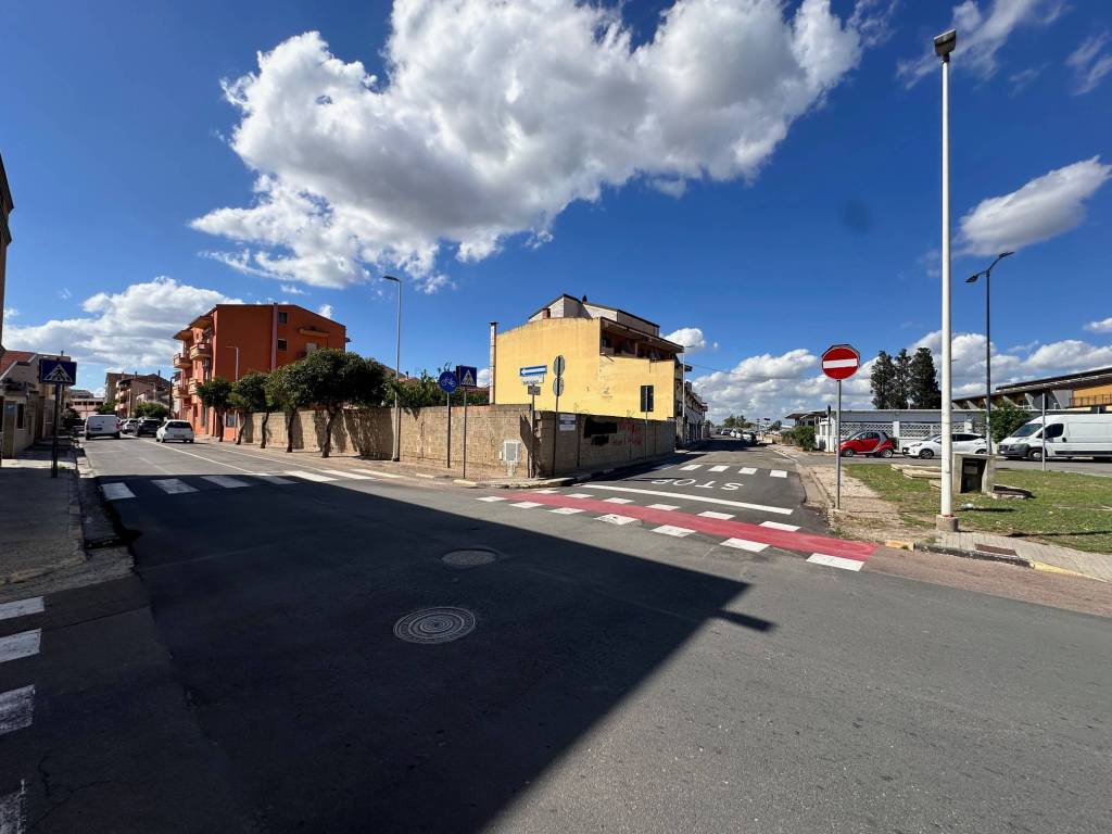Terreno a Assemini in Via Po - Foto 5