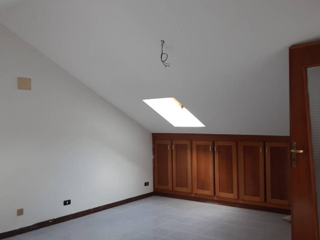 Attico / mansarda a Varazze in Via Giuseppe Scavino, 21 - Foto 5