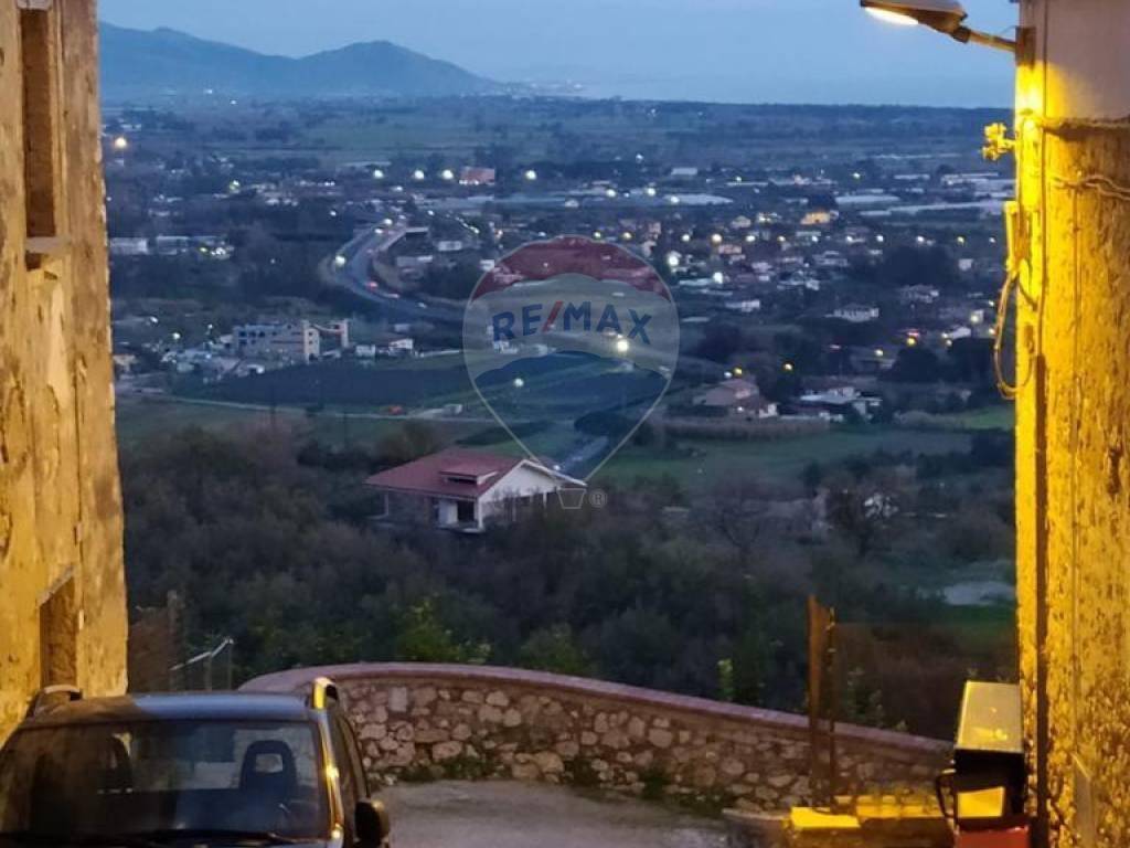 Casa indipendente a Minturno in VIA SINICATA, 27 - Foto 5