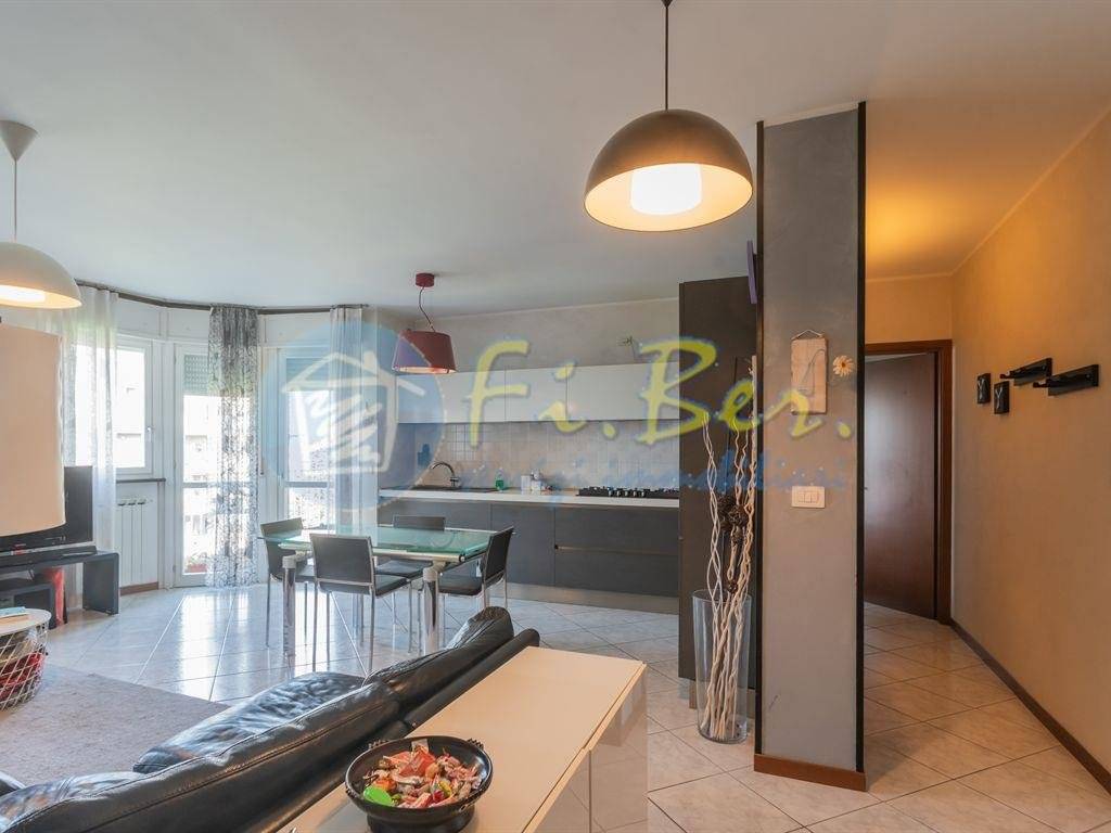 Appartamento a Pioltello in Piazza dei Popoli, 7 - Foto 3