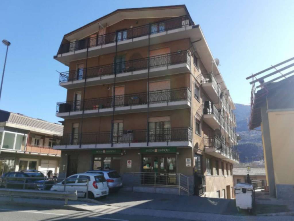Immobile a Sarre in strada statale Strada Statale 26 5 - Foto 4