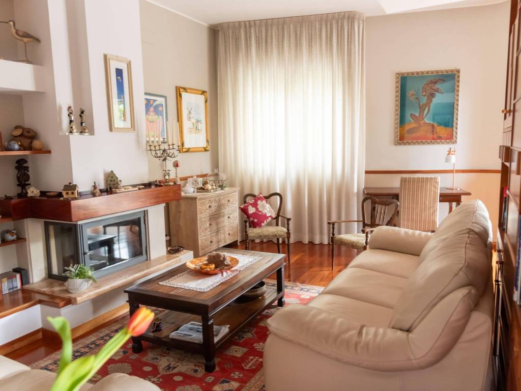 Villa a Taranto in Area Residenziale Lama San Vito - Lama - Carelli - Foto 5