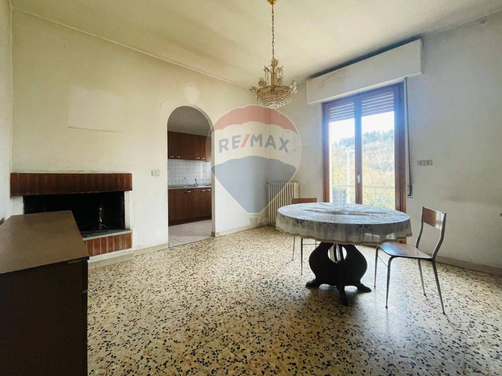 Appartamento a Montevarchi in via Aretina, 59 - Foto 4