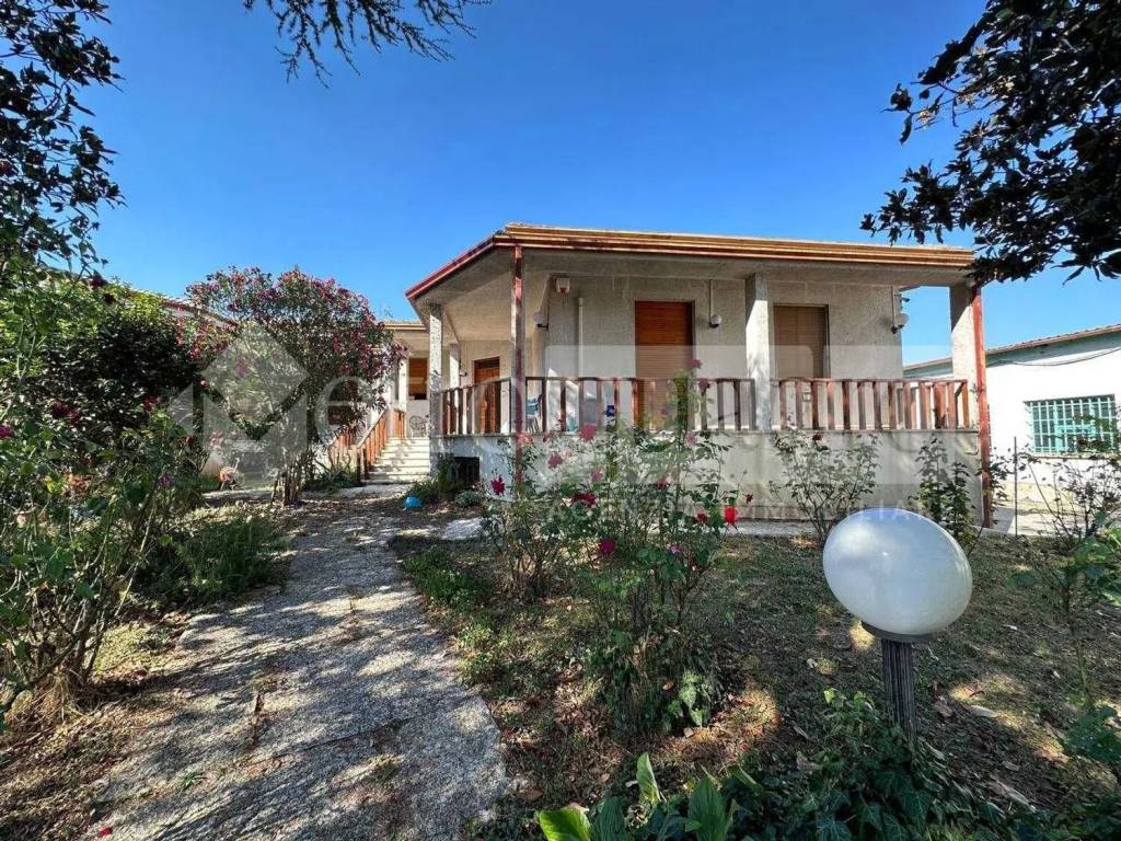 Villa a Serravalle a po in Via Corte Cantoni, 15 - Foto 2