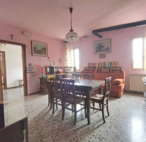 Villa a Papozze in Piazza Dell'Unita - Foto 2