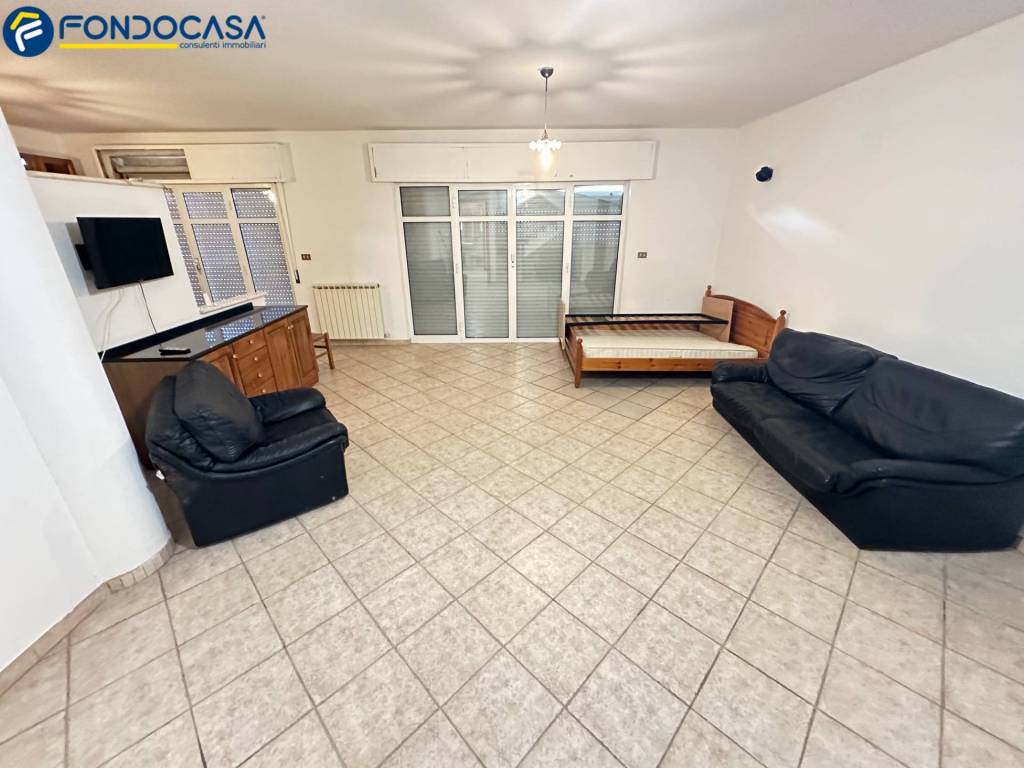 Appartamento a Roccafluvione in Via Pietro Nenni - Foto 3