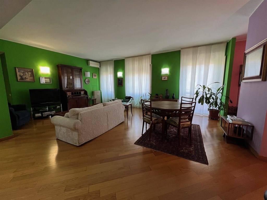 Appartamento a Milano in Via Gianbattista Bodoni, 1 - Foto 2