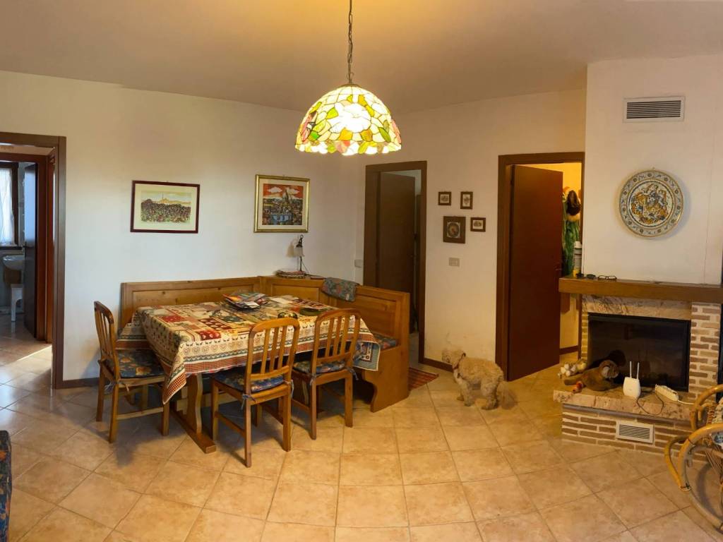 Villa a Rocca di cambio in Via Santa Lucia - Foto 2