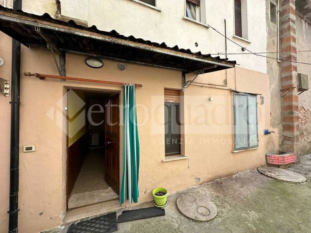 Appartamento a Borgo mantovano in Via Roma, 21 - Foto 2