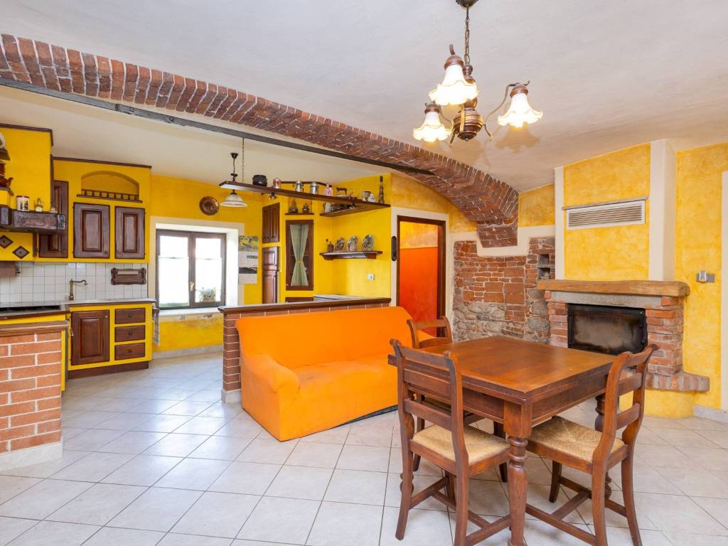 Casa indipendente a Bernezzo in via Torrazza, 68 - Foto 3