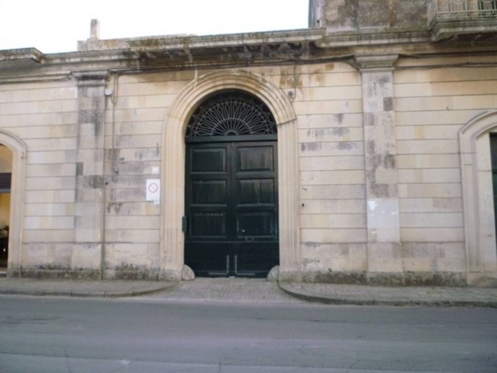 Villa a Maglie in Piazza Antonio Tamborino s.n.c - Foto 3