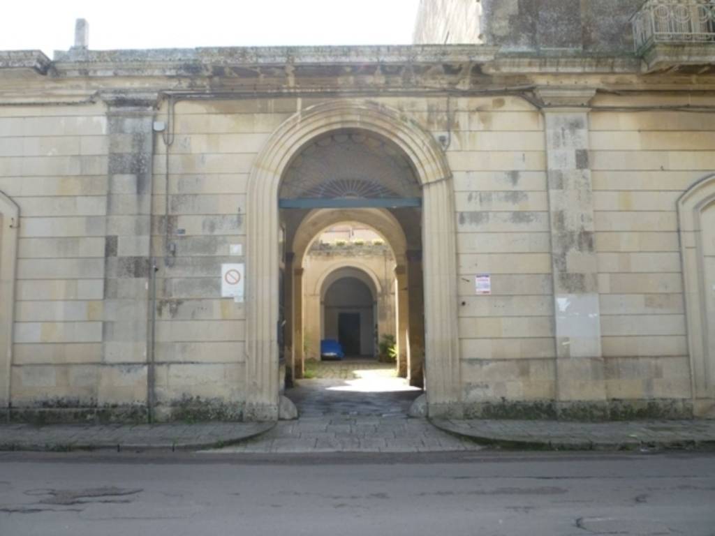 Villa a Maglie in Piazza Antonio Tamborino s.n.c - Foto 4