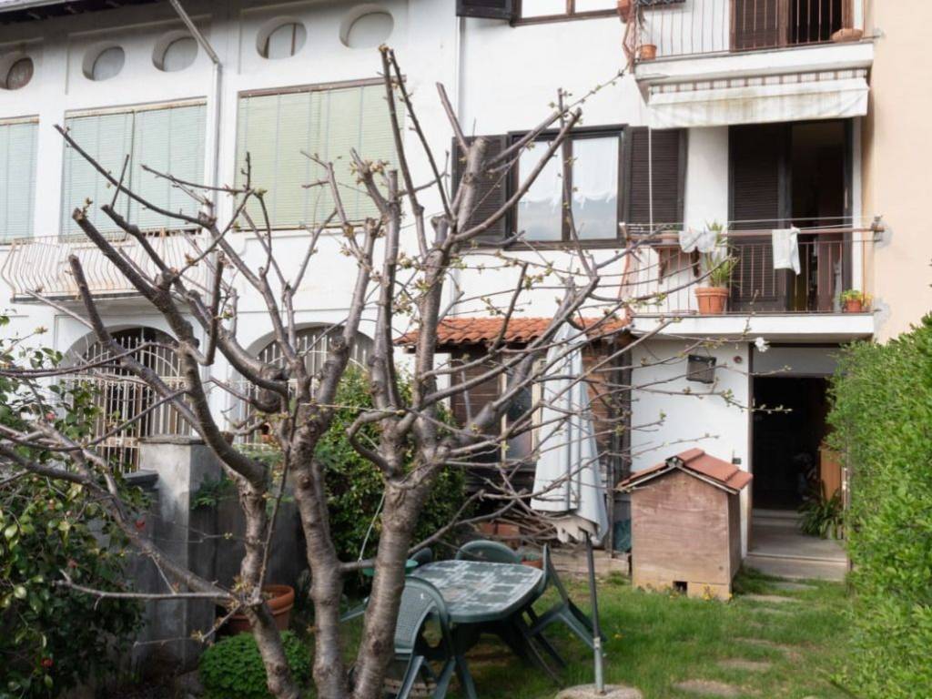 Casa indipendente a Borgosesia in Via Pietro Vigna, 7 - Foto 1