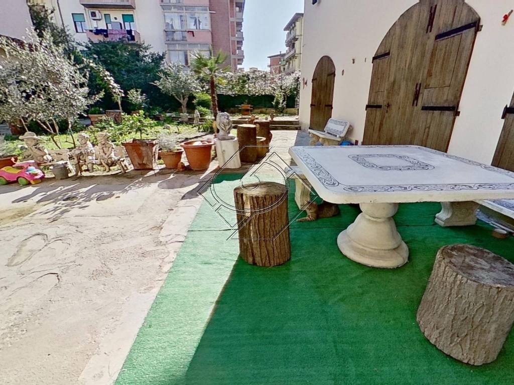 Casa indipendente a Firenze in Via Lippo Memmi - Foto 2