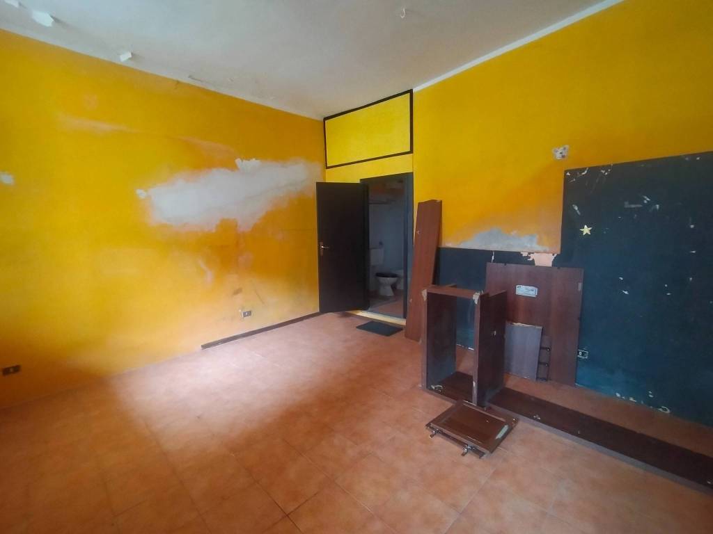 Appartamento a Borgomanero in Corso Roma - Foto 3