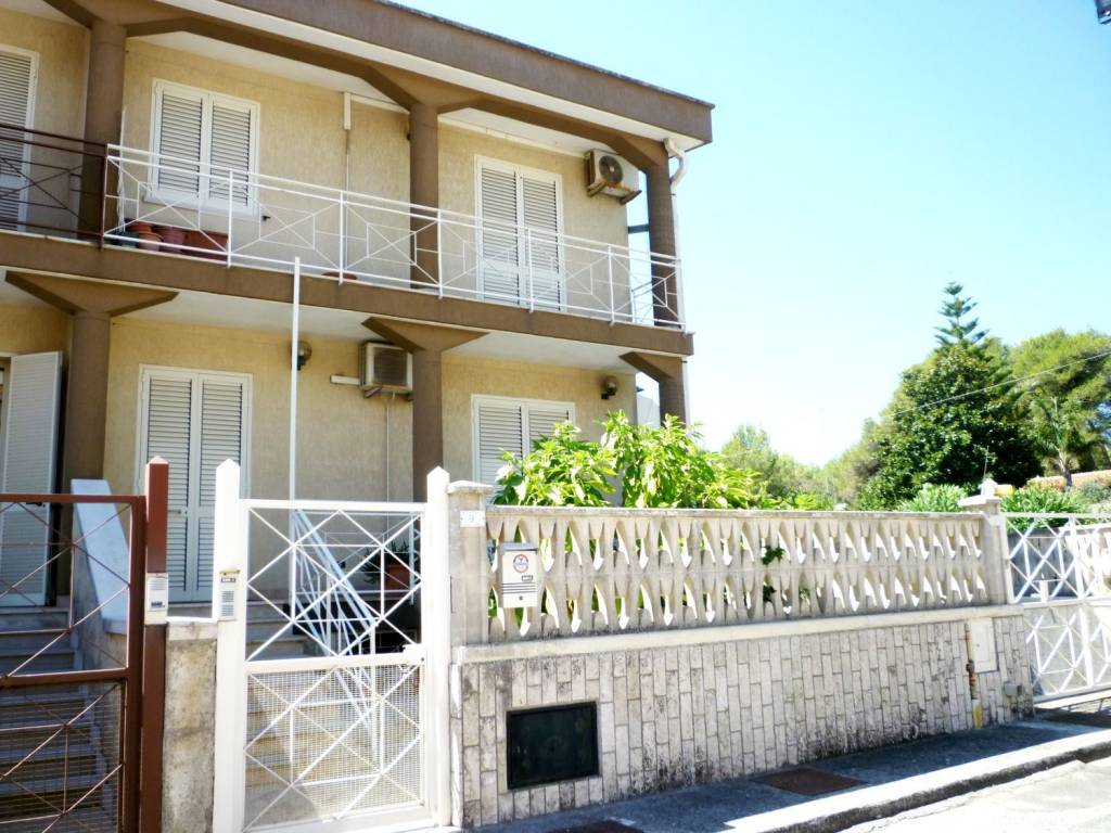 Villa a Maglie in Via A. De Fabrizio, 9 - Foto 2