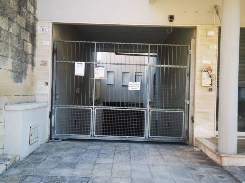 Box / garage a Maglie in Via Cesare Battisti s.n.c - Foto 3