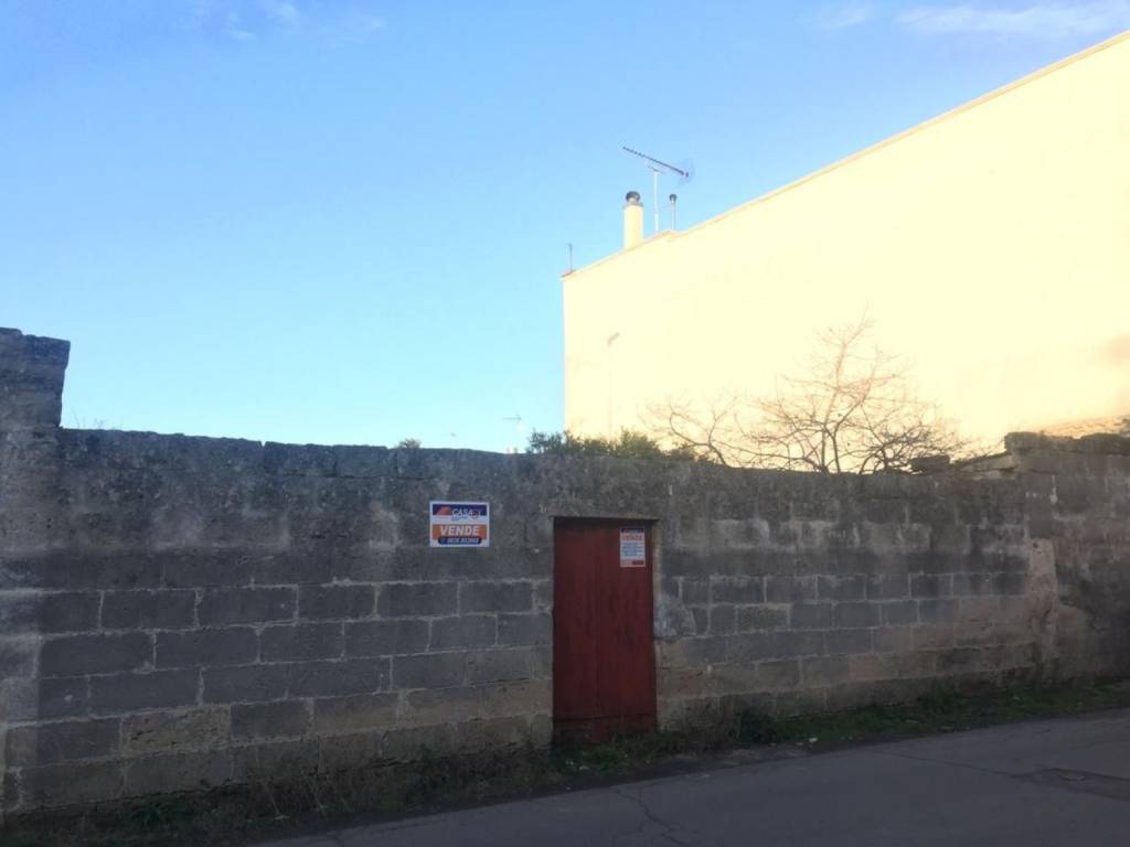 Terreno a Giurdignano in Via Duca Degli Abruzzi s.n.c - Foto 3