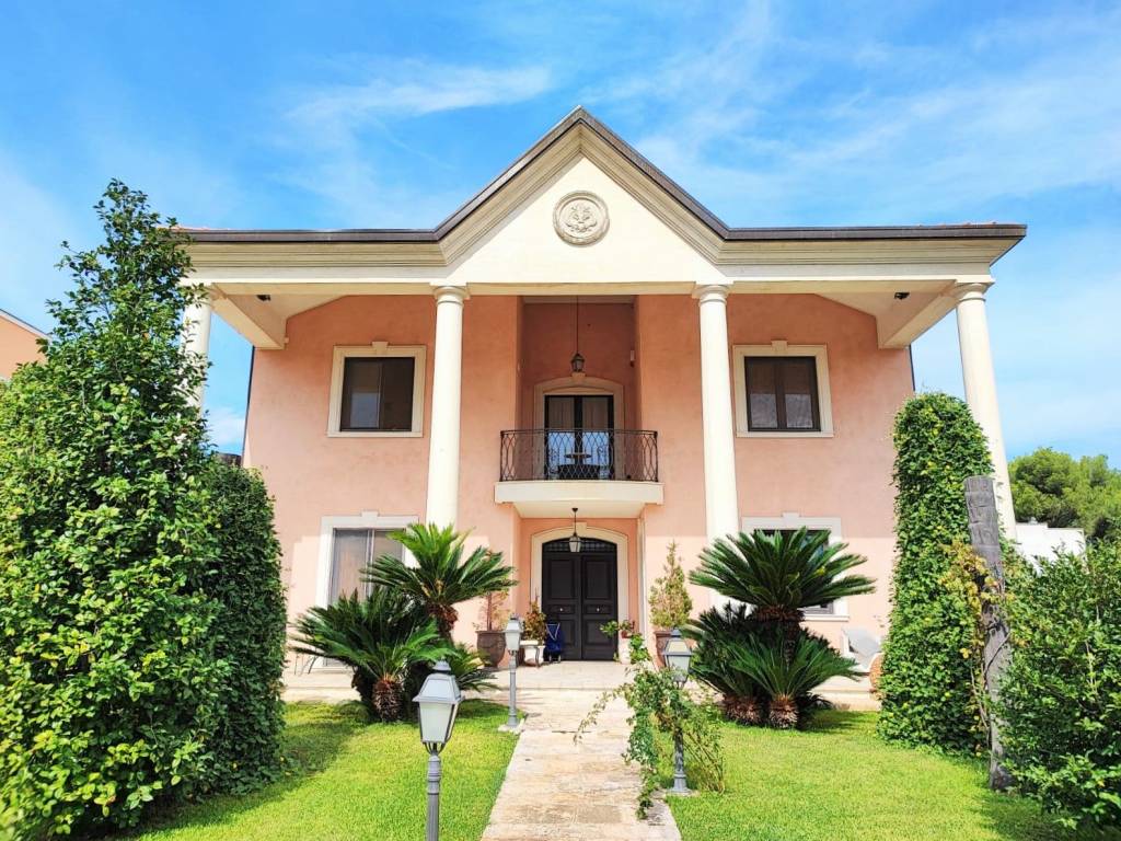 Villa a Lecce in Via Rapolla, 86 - Foto 3