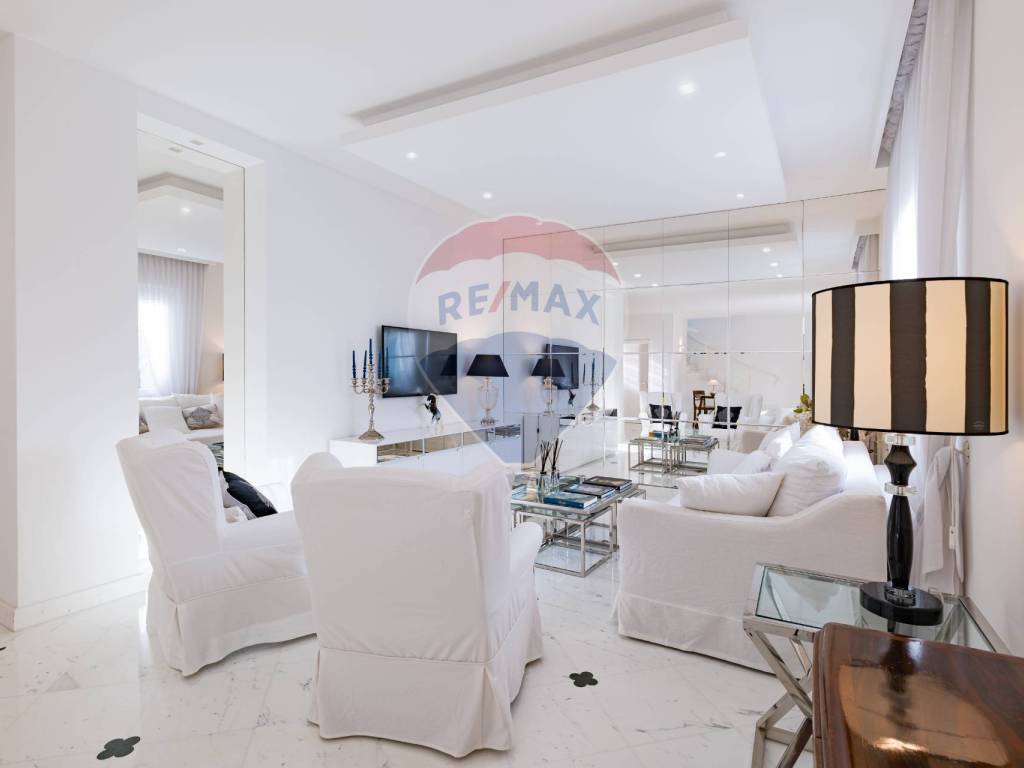 Villa a Pietrasanta in VIA GOLDORA, 65 - Foto 5
