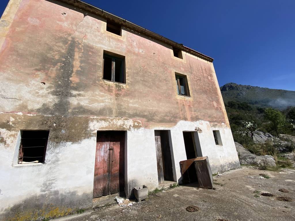 Rustico / casale a Fondi in Via Fossato Piano - Foto 2