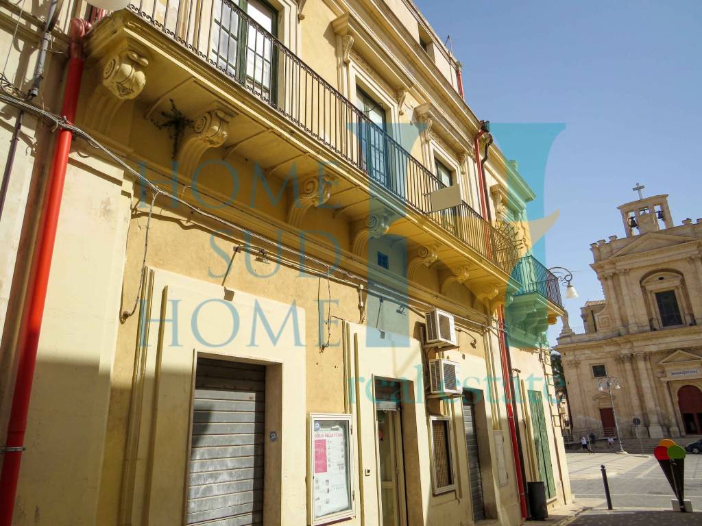 Palazzo / stabile a Rosolini in Via Cernaia, 1 - Foto 5