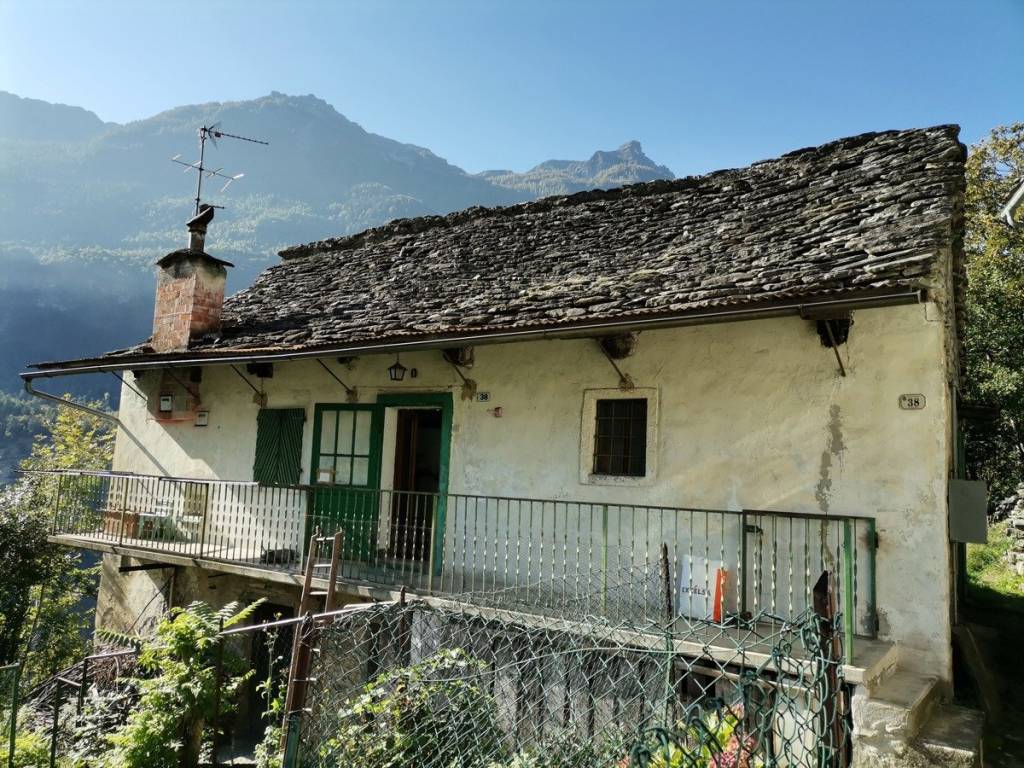 Casa indipendente a Varzo in Frazione Piaggio, 38 - Foto 2