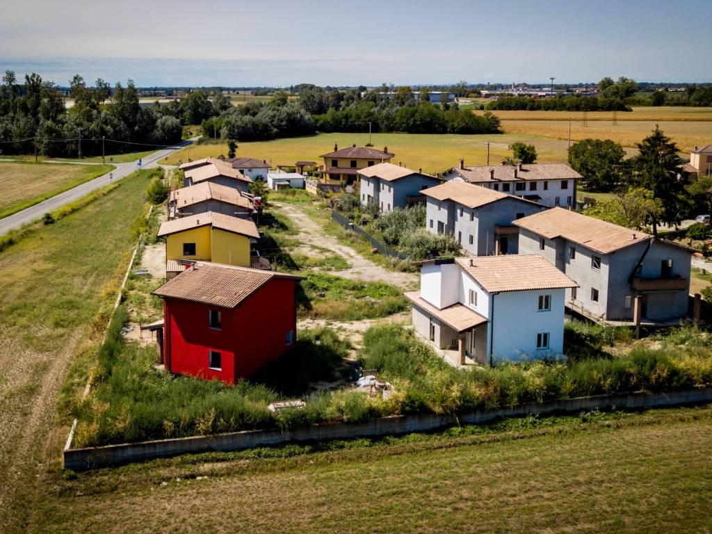 Villa a Castelletto di branduzzo in Via Valle Botta - Foto 5