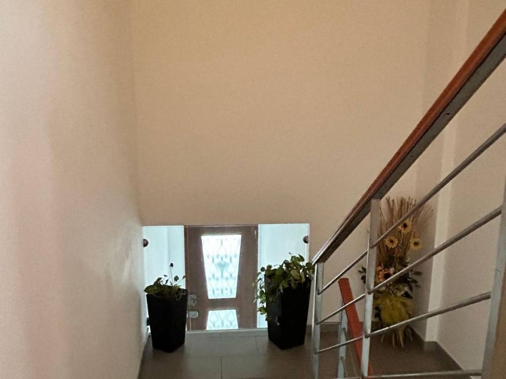 Villa a Caronno varesino in Via Giacomo Puccini, 10 - Foto 5