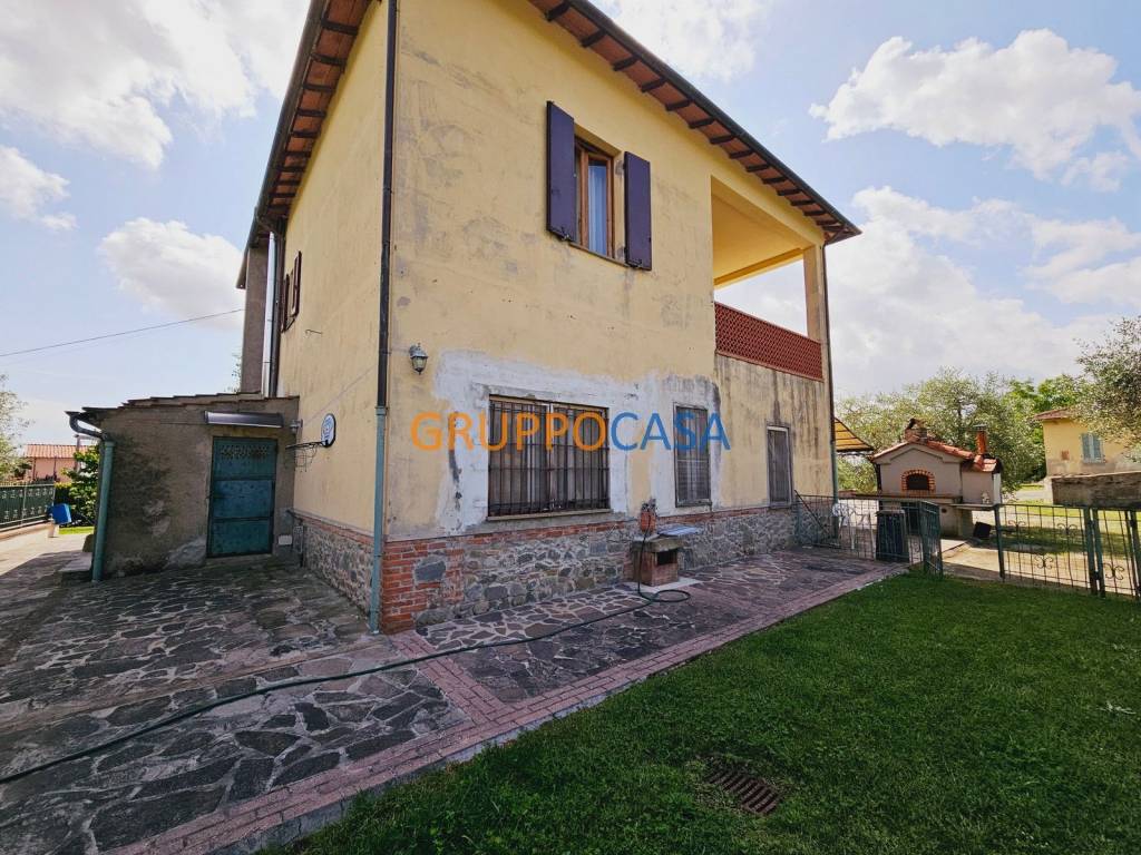 Villa a Pescia in Via Guinigi, 30 - Foto 2